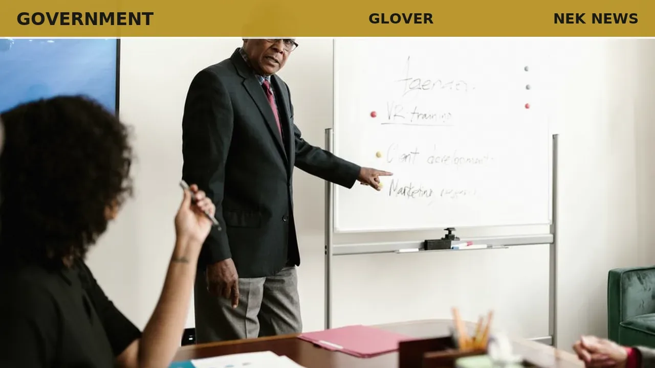 Glover Select Board considers future plans, public meeting rules