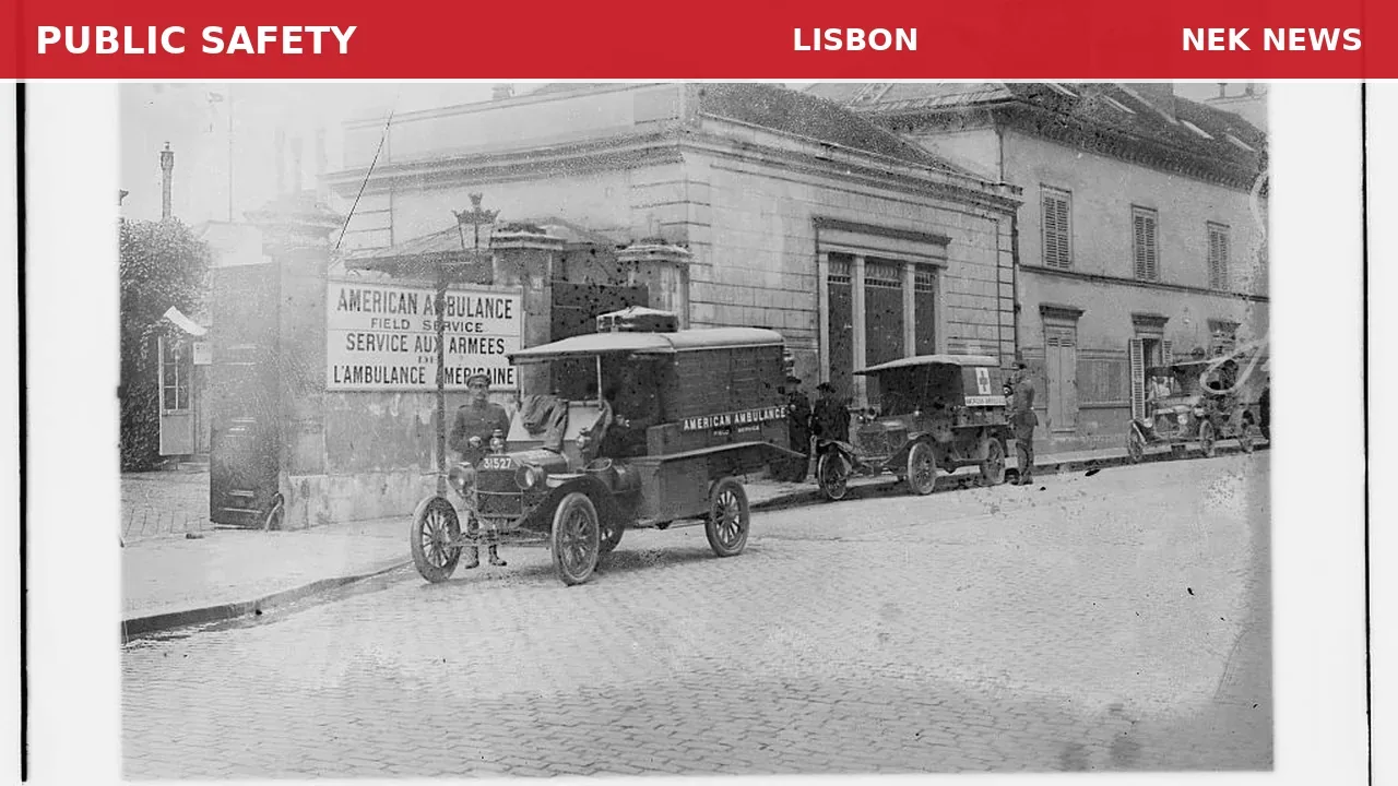 Medical Emergency for 31-Year-Old with Needle Stuck in Foot in Lisbon
