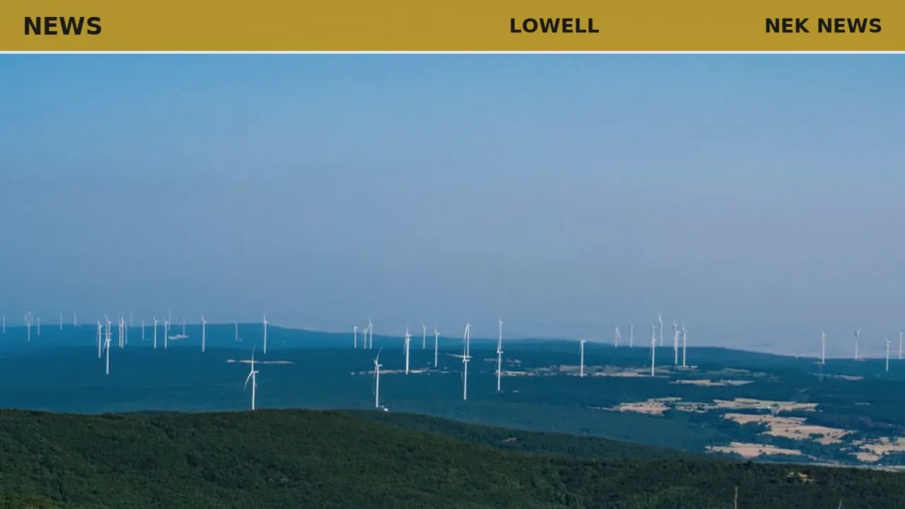 Wind farm tours in Lowell return this summer